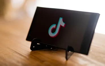TikTok e Trump: una partita complessa tra USA e Cina