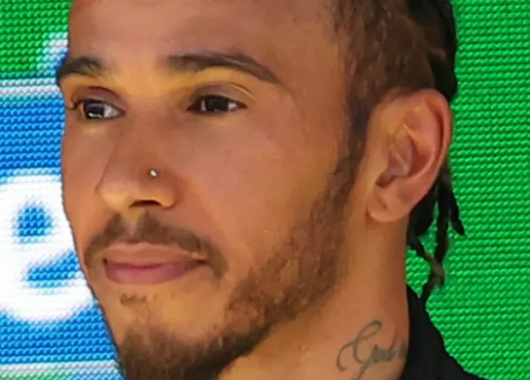 Lewis Hamilton alza la voce: 'Non possiamo restare a guardare'