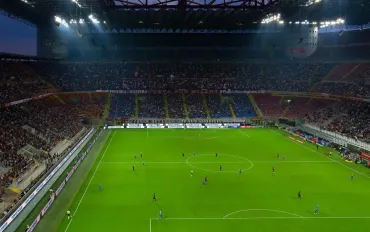 San Siro: vendita in bilico tra dibattiti e indecisioni