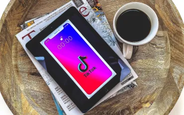 Vendita di TikTok negli USA: Oracle pronta a riformulare l'algoritmo