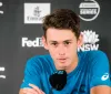 Trionfo schiacciante di Alex de Minaur al debutto a Pechino