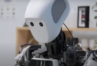 Rivoluzione nella Robotica: Google DeepMind lancia Gemini Robotics