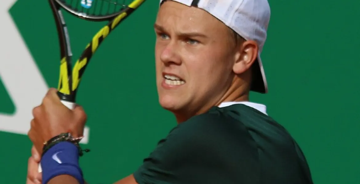 Holger Rune brilla a Tokyo: Vittoria e quarti di finale