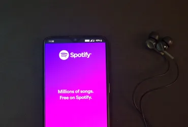 Spotify rinnova la politica sull'IA: Verso una musica più trasparente