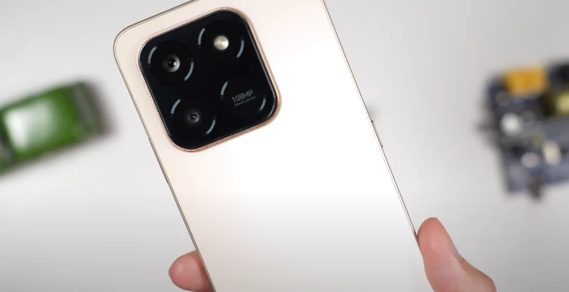 HONOR X7d: Il nuovo smartphone indistruttibile e intelligente