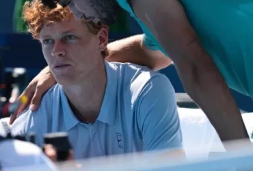 Jannik Sinner vicino alla vetta ATP: Una corsa contro il tempo
