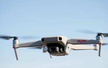 Giustizia USA contro DJI: tra droni e misteri geopolitici