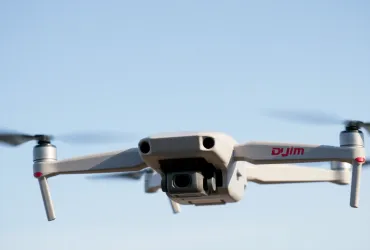 Giustizia USA contro DJI: tra droni e misteri geopolitici