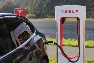Elon Musk raggiunge i 500 miliardi: Un impero di innovazione