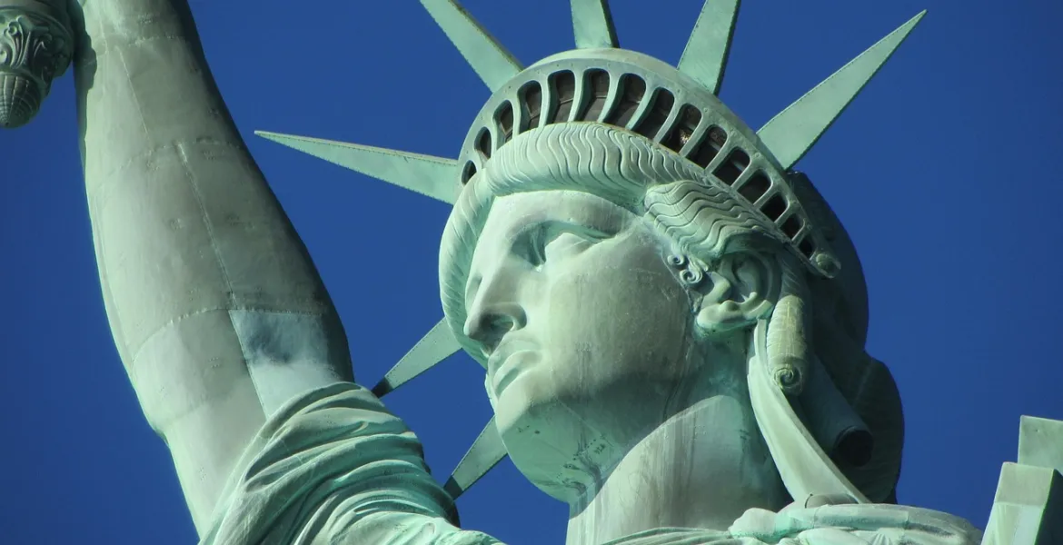 Causa Contro la tassa delle Visti H-1B: Boom di proteste negli USA