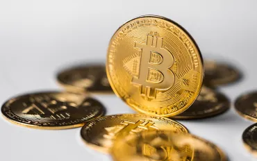 Bitcoin oltre il record: Raggiunti nuovi massimi storici