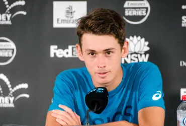Alex de Minaur avvicina il record di Hewitt: Altro trionfo a Shanghai