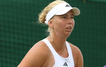 Klara Tauson avanza con Grinta nel torneo di Wuhan