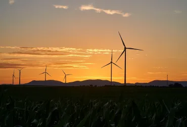 Energia rinnovabile sorpassa il carbone: Svolta storica