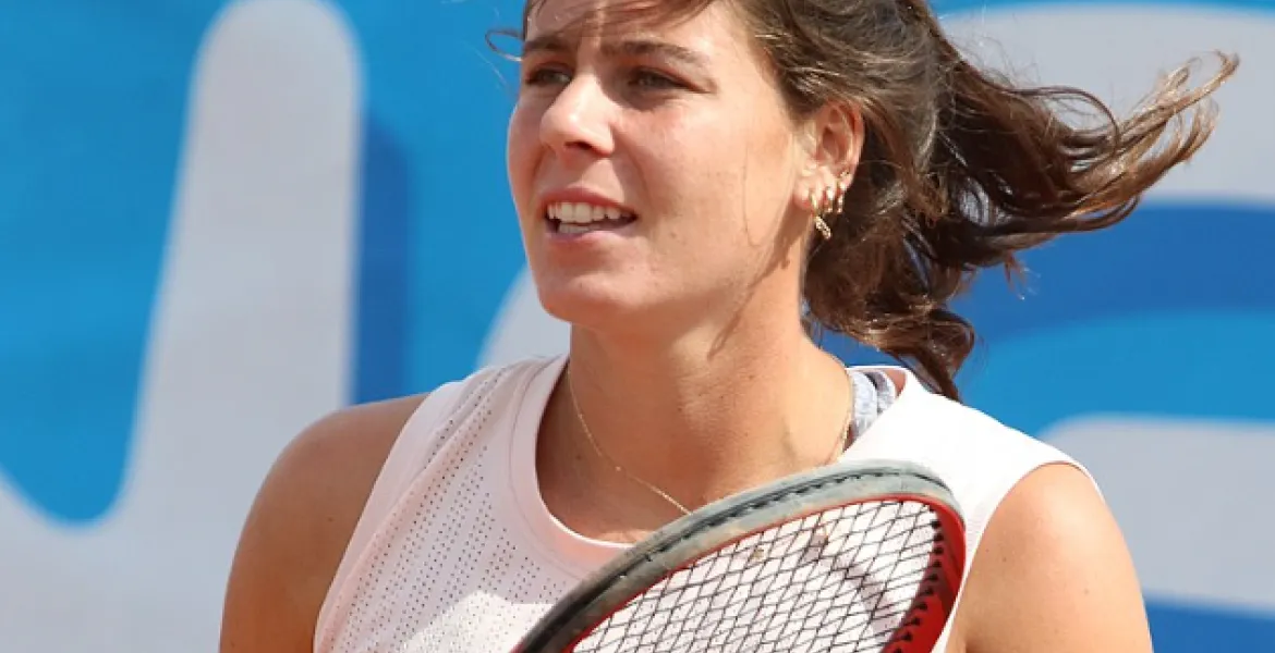 Sorpresa nel tennis: Emma Navarro fuori dal torneo di Wuhan