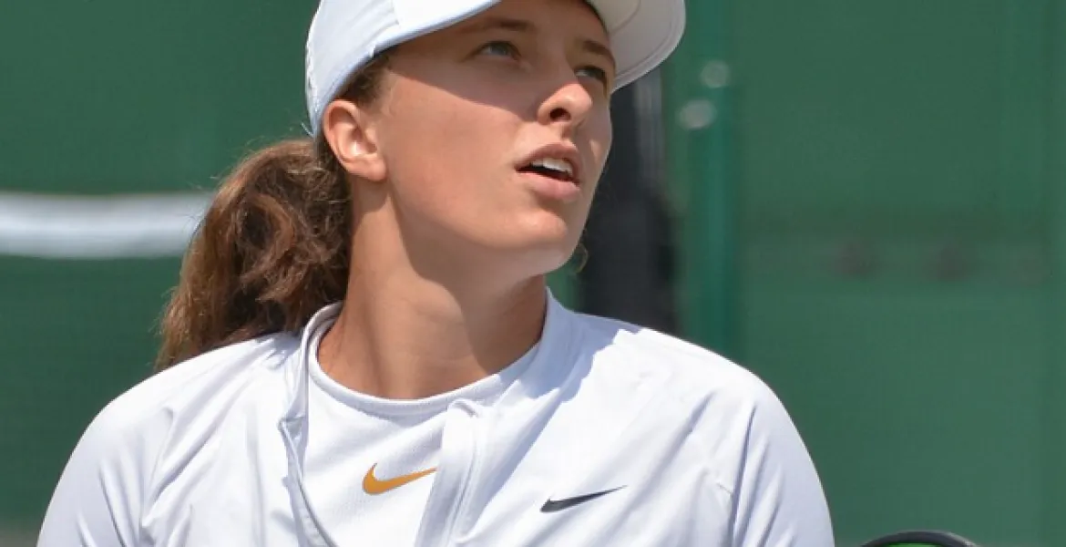 Iga Swiatek domina il torneo di Wuhan: Avanza al terzo turno