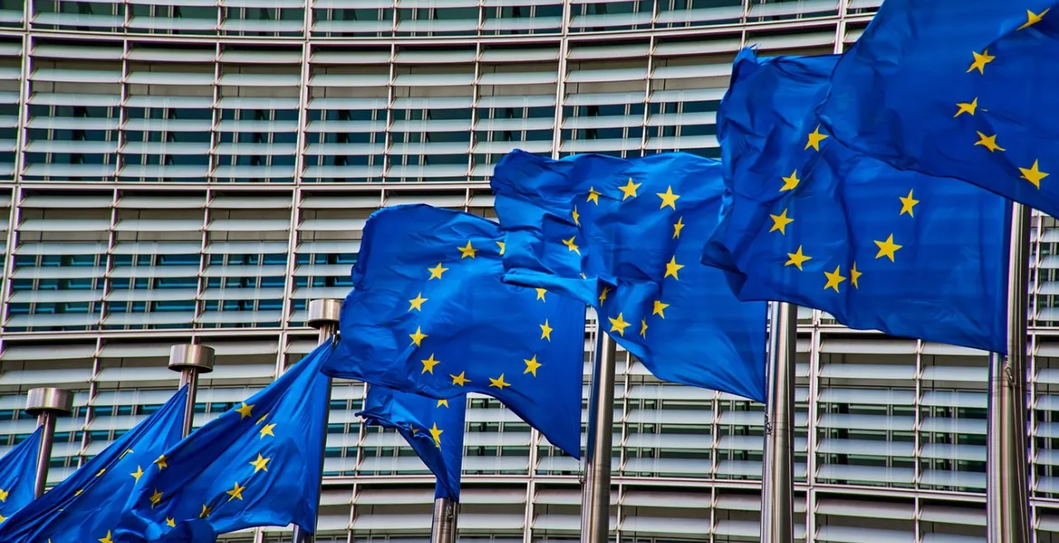 L'Unione Europea sfida USA e Cina: 1 miliardo per l'intelligenza artificiale