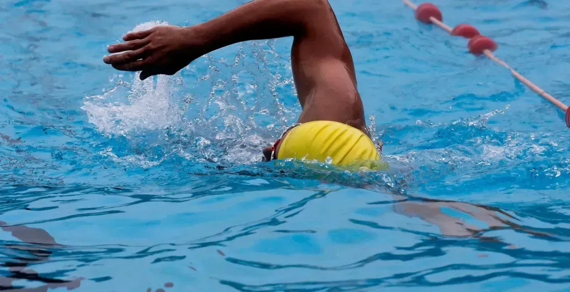 Nuotatrici Italiane sospese per furto in aeroporto a Singapore