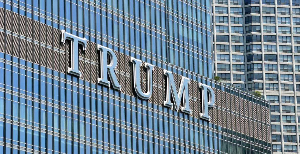 Trump scatena panico a Wall Street: persi 770 miliardi