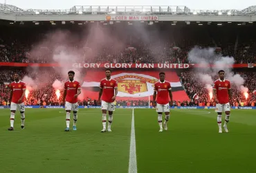 Zirkzee via da Manchester? Roma e Como all'assalto dell'attaccante