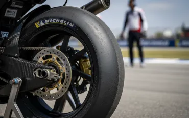MotoGP: Michelin sfida l'asfalto killer di Phillip Island