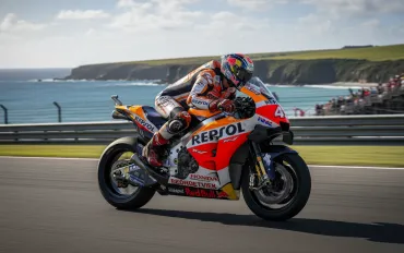 MotoGP Australia: Bezzecchi stringe i denti e sfida il dolore