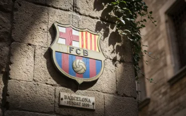 Clasico senza Flick: il tecnico squalificato salta la sfida al Real Madrid