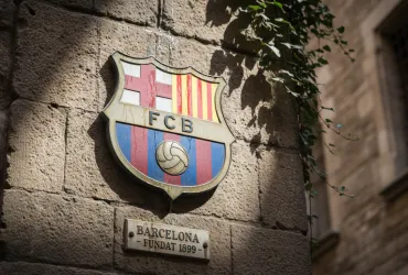Clasico senza Flick: il tecnico squalificato salta la sfida al Real Madrid
