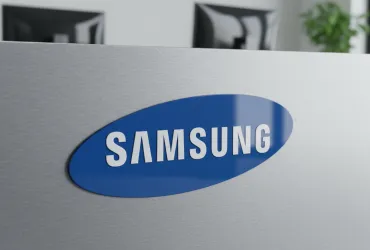 Samsung punta a HBM4E: velocità di trasferimento dati record di 13 Gbps!