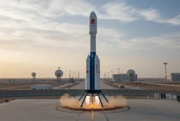 La Cina sfida SpaceX: test riusciti per il razzo riutilizzabile Zhuque-3