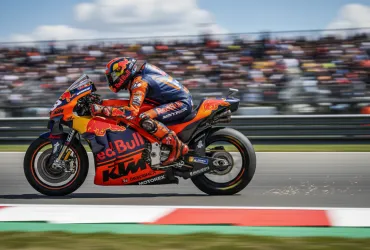 Pedro Acosta Stupisce a Sepang: Velocità e Resilienza nel GP della Malesia