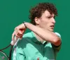 Ugo Humbert si ritira dal Masters di Parigi: un duro colpo per il tennista francese