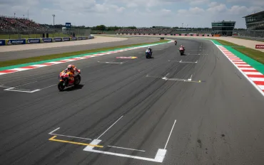 Moto3, apprensione per Dettwiler: lotta in terapia intensiva dopo il drammatico incidente a Sepang