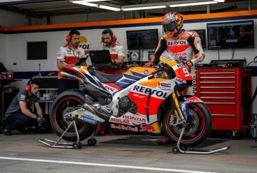 MotoGP: Honda punta al futuro, Puig indica la Ducati come riferimento