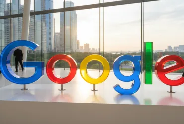 Google celebra Halloween con Pac-Man: un ritorno spettrale!