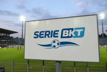 Serie B: Venezia vola, Catanzaro rimonta, Spezia non decolla