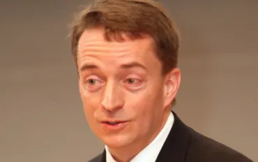 Ex CEO di Intel punta sull'IA per 'accelerare il ritorno di Cristo'