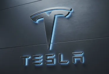 Tesla rivoluziona il mercato: Noleggio a breve termine per rilanciare le vendite