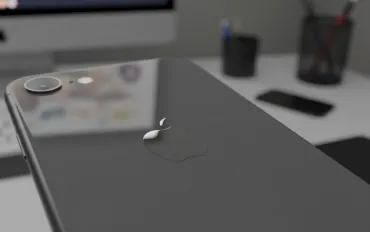 iPhone del futuro: Apple punta alla connettività satellitare totale