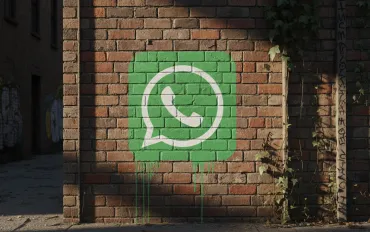 WhatsApp rivoluziona il supporto: Segnala problemi agitando lo smartphone!