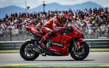 Alex Marquez domina la Sprint di Valencia: Acosta e Di Giannantonio sul podio!