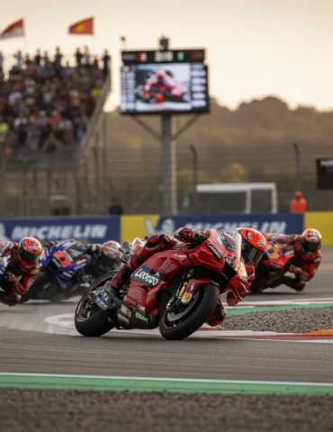 MotoGP Test Valencia: Raul Fernandez Stupisce, Bulega Impressiona!