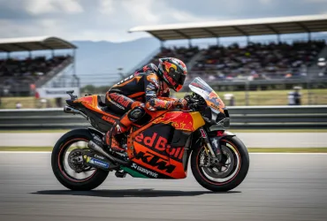 Acosta sfida la KTM: 'A Sepang voglio mezzo secondo in meno!'