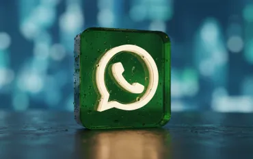 WhatsApp espone i dati di miliardi di utenti: una falla di sicurezza ignorata per anni