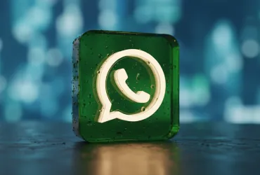 WhatsApp espone i dati di miliardi di utenti: una falla di sicurezza ignorata per anni
