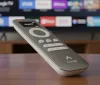 Google TV rivoluziona il telecomando: addio batterie, benvenuto sole!