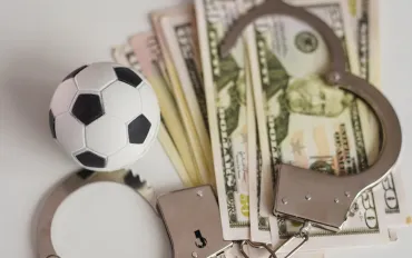 Napoli, De Laurentiis a processo: Falso in bilancio per gli affari Osimhen e Manolas