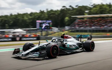 Mercedes F1: Russell smorza l'entusiasmo, Non siamo i favoriti a Las Vegas