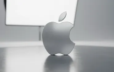 Tim Cook lascerà Apple nel 2026? Le indiscrezioni e le smentite