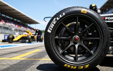 Rivoluzione gomme in F1: Pirelli abbandona la mescola C6 per il 2026